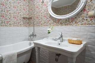 Отель Моцарт Отель Одесса Двухместный номер с 1 кроватью или 2 отдельными кроватями-16